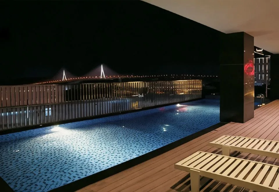 Ninh Kieu Fortuneland Hotel