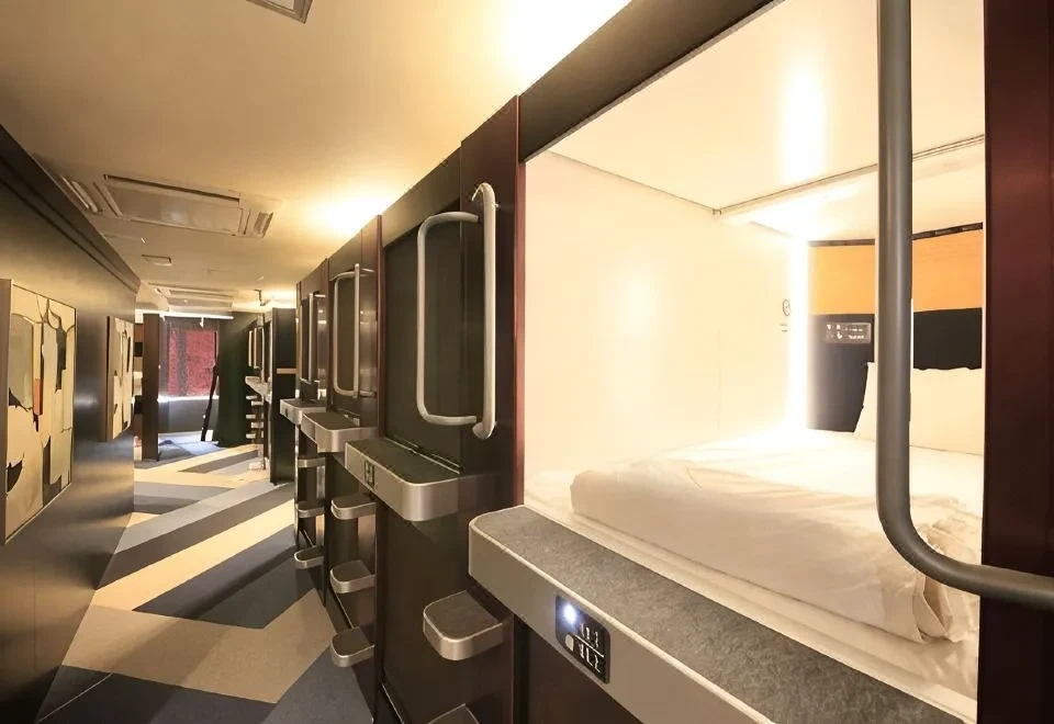Ueno Station Hostel Oriental 1(Men Only)