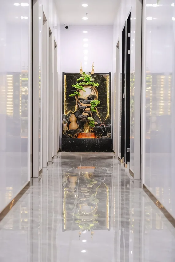 REZEN LONGUU Hotel (Foshan Sanshan Newcity North Subway Station Store)