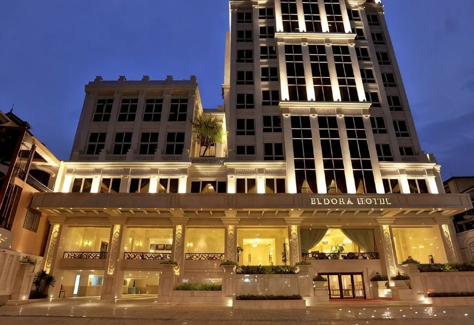 Eldora Hotel