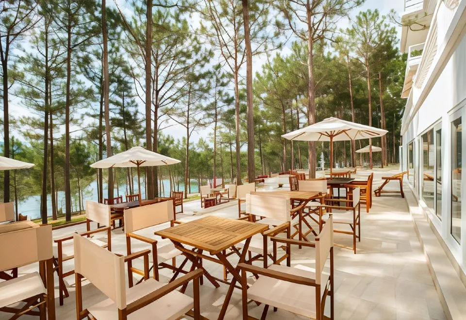 Cereja Hotel & Resort Da Lat
