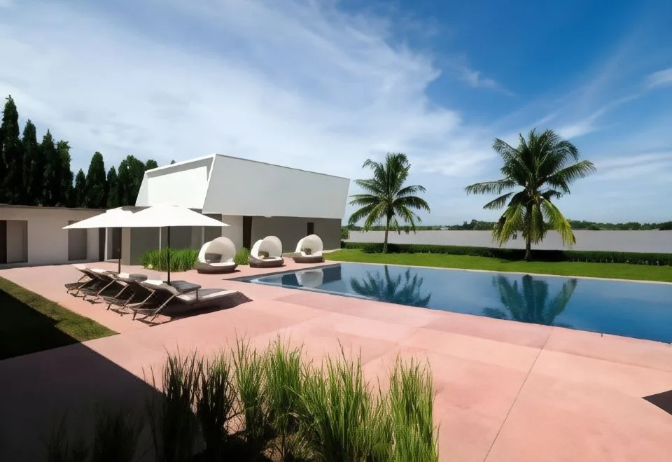 The Balé Phnom Penh by LifestyleRetreats