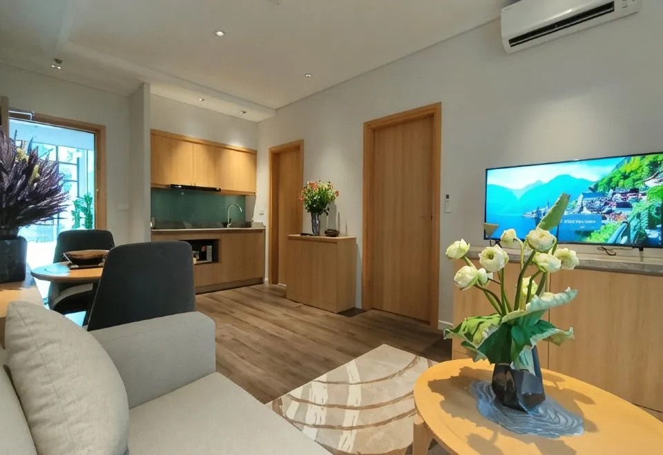 Hong Gia Tue Lake View