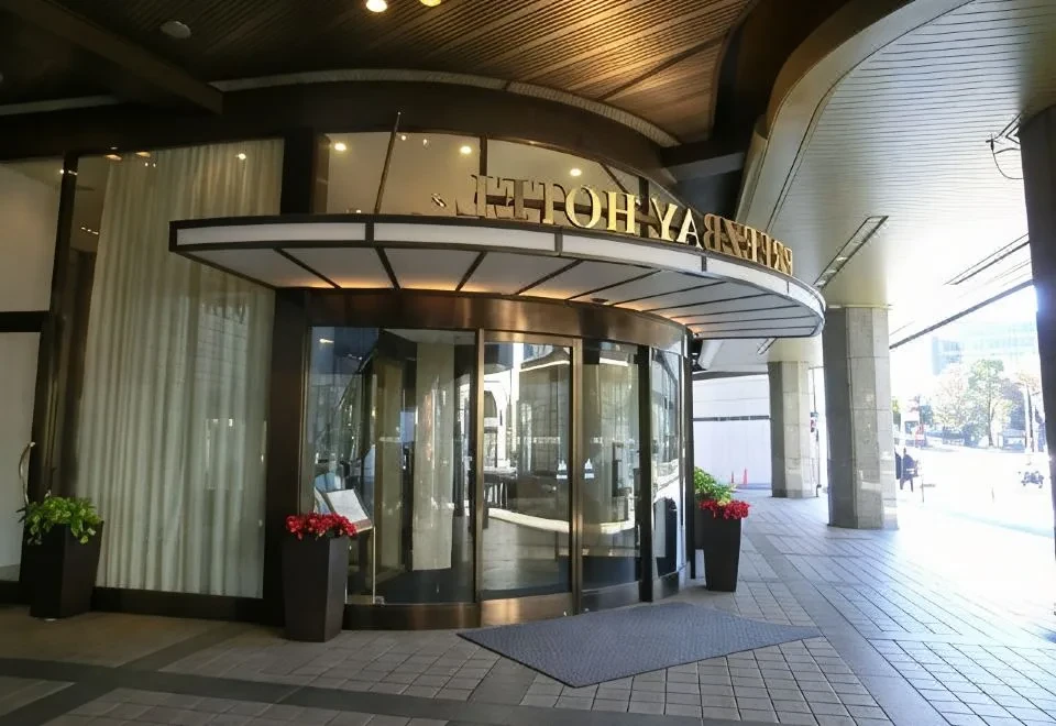 Breezbay Hotel Resort and Spa