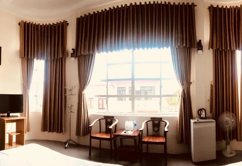 Nam Long Hotel