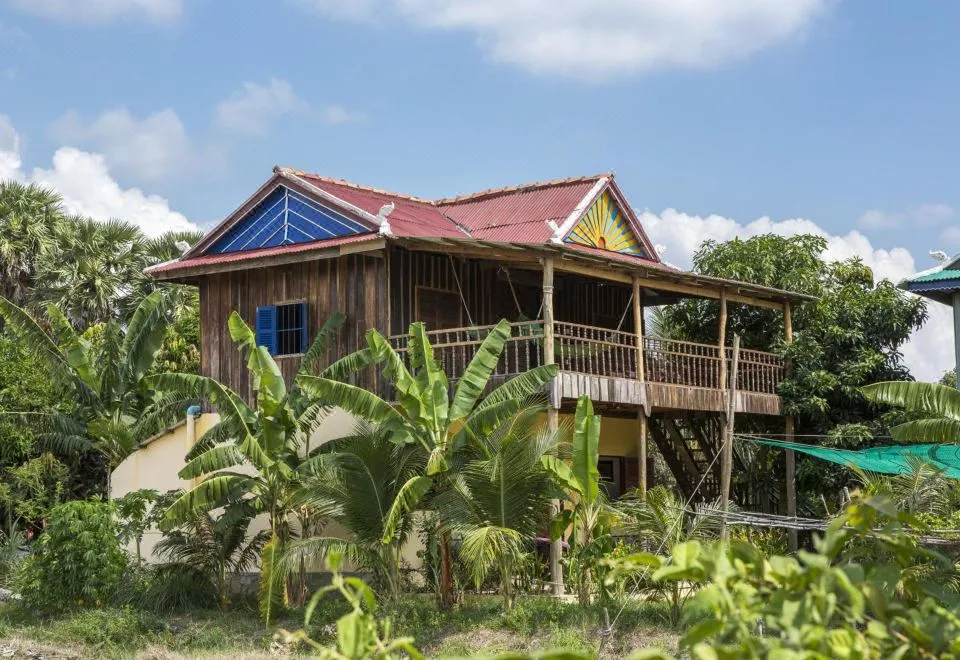 Champa Lodge