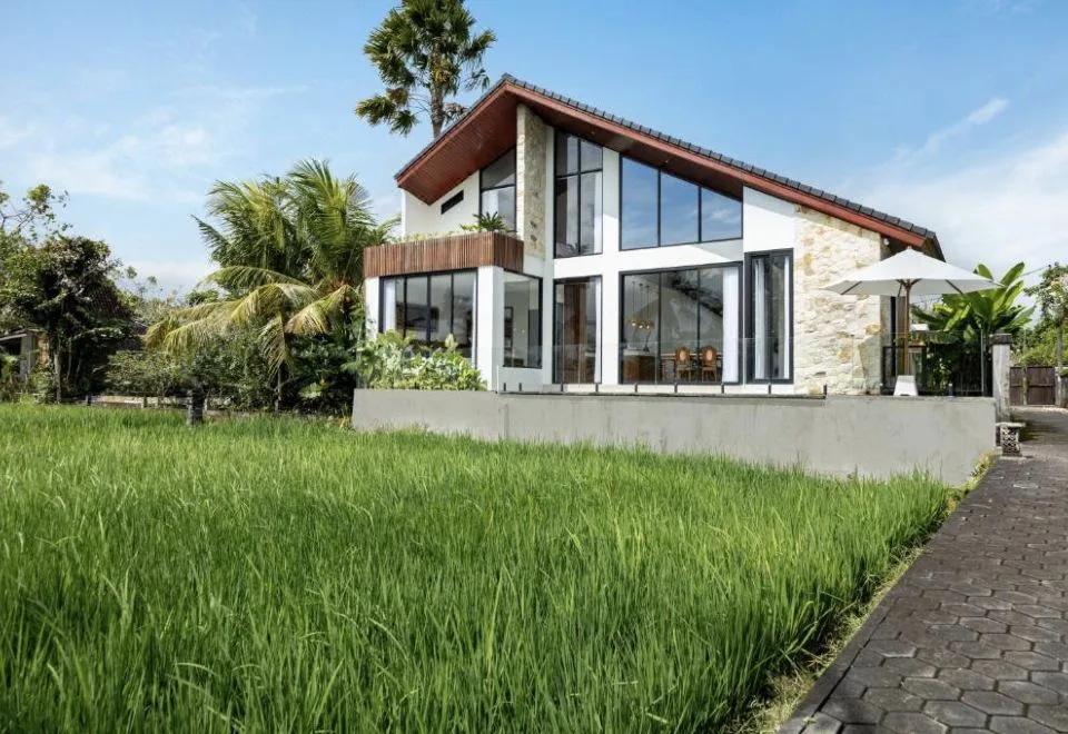 Irnaqana Villa by GenuineHost