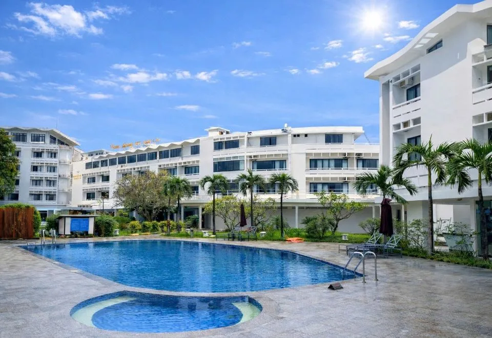 Huong Giang Hotel Resort & Spa