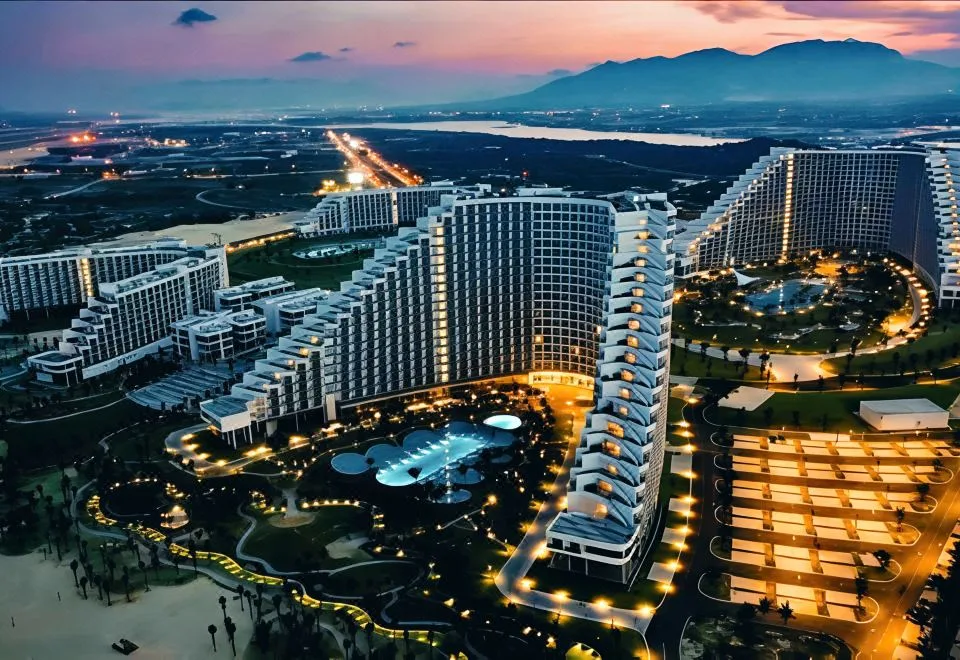 AirPort Cam Ranh Resort