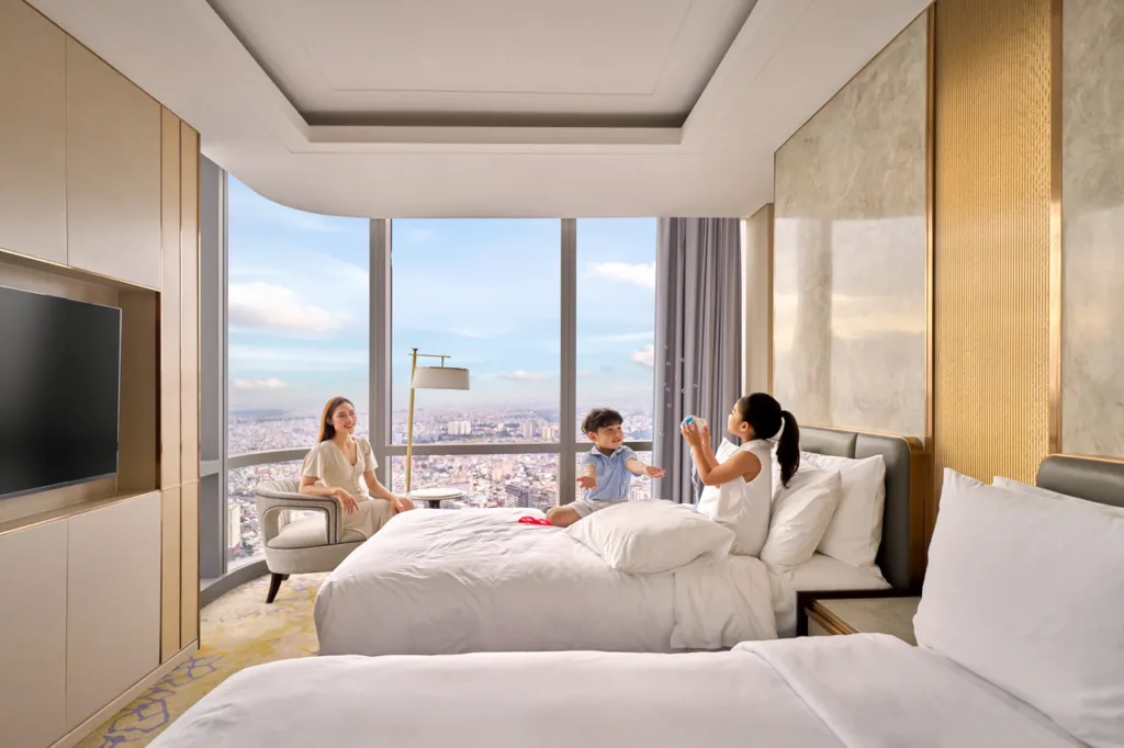 Vinpearl Landmark 81, Autograph Collection
