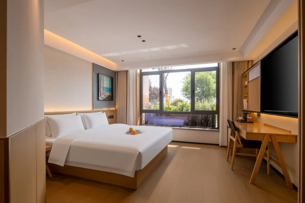Orange Sea Resort Hotel (Qingdao Railway Station Zhanqiao)