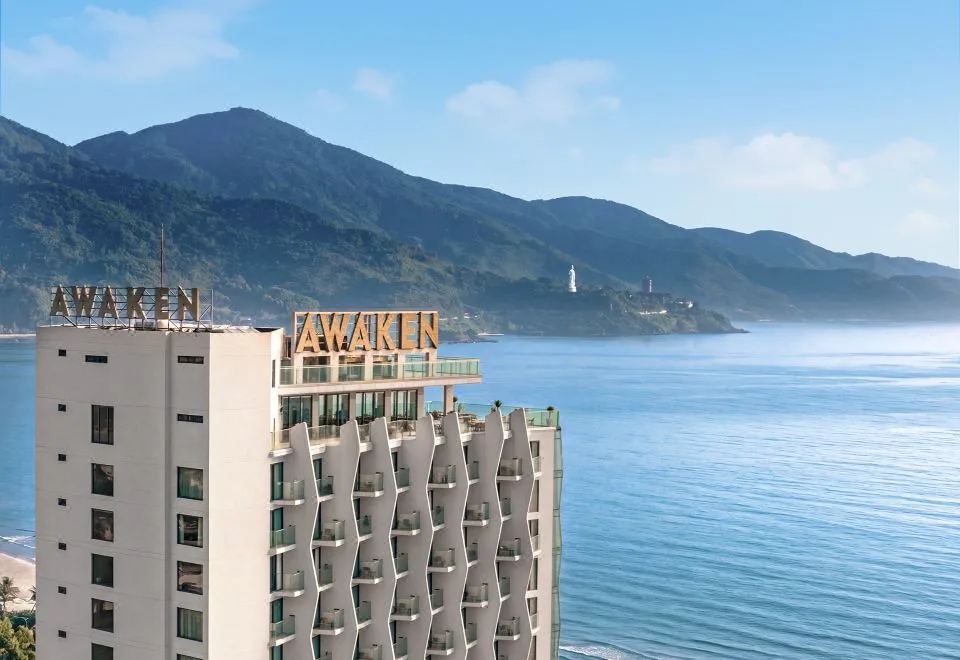 Awaken Da Nang Hotel