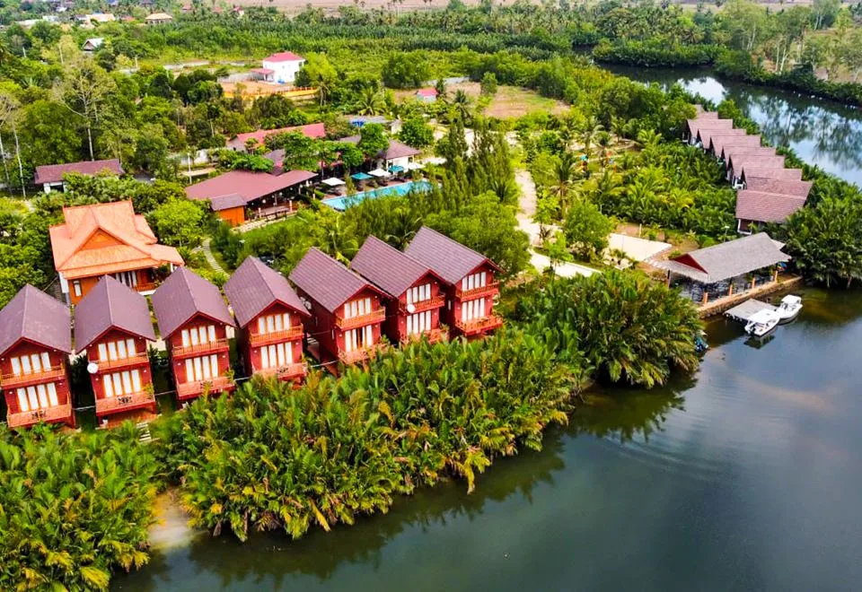 Lodge Moni Essara Kampot