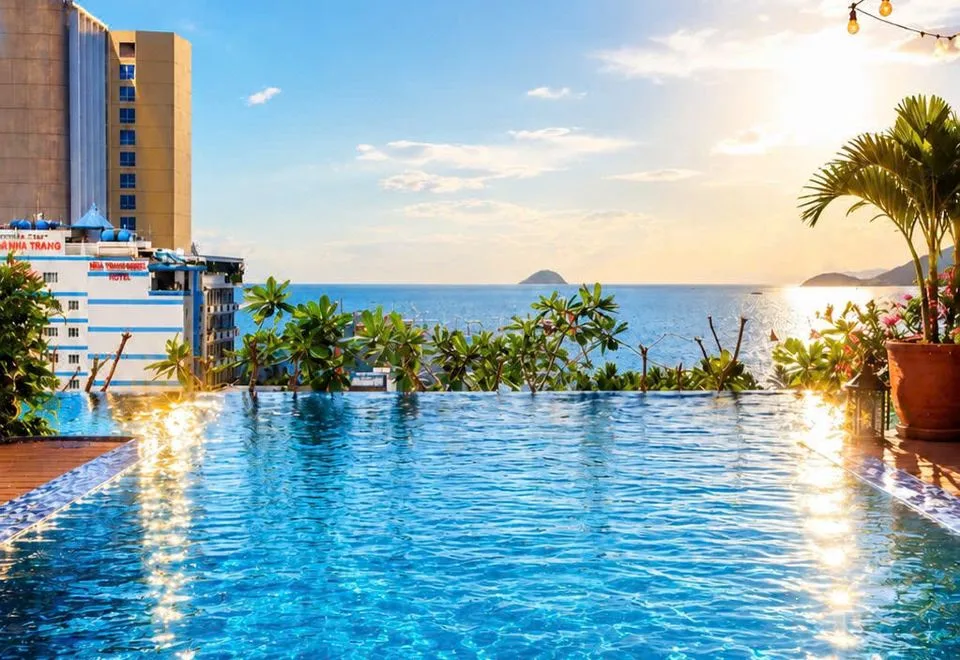 Autumn Sea Boutique Hotel