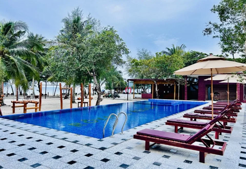 Royal C Beach Resort