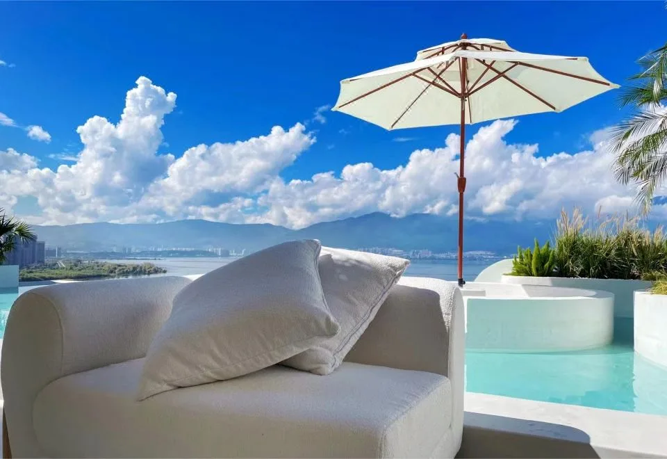 Sanya Nahai travel rental