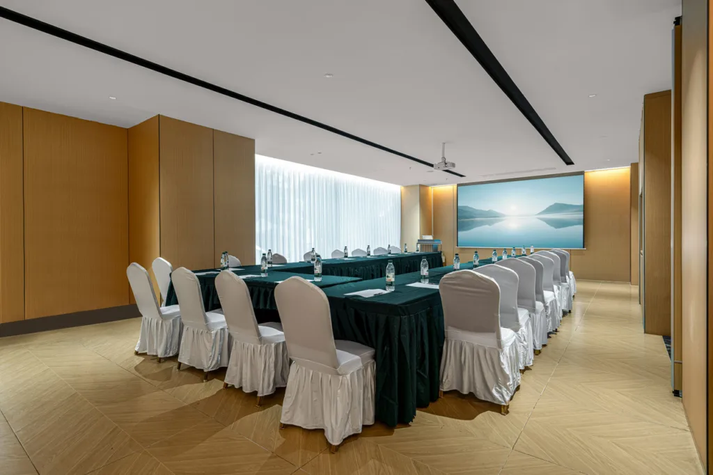 Huawei Hotel (Taisheng South Road Subway Station Branch)