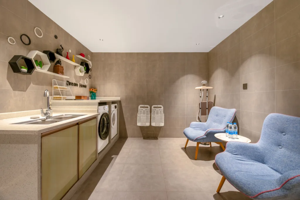 Homeinn · neo (Guangzhou Fangcun District Huadiwan Subway Station)