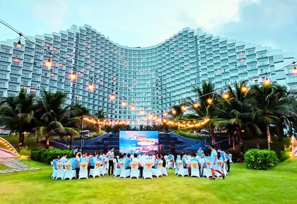 The Light Arena Ocean Tower