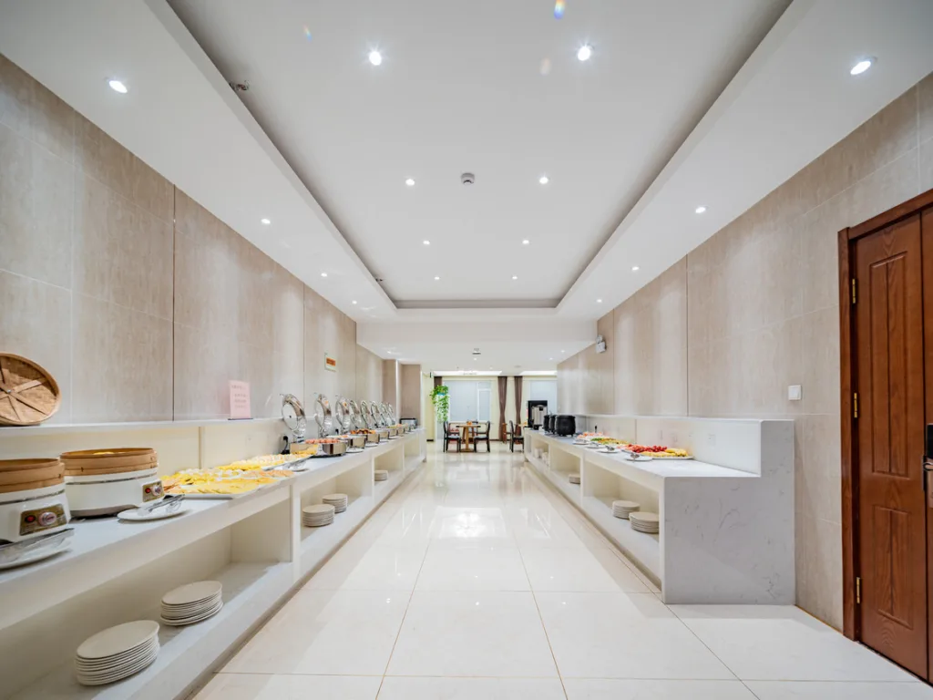 Yishuwan Hotel (Hi-tech Zone Shimao 52+ Shopping Center)