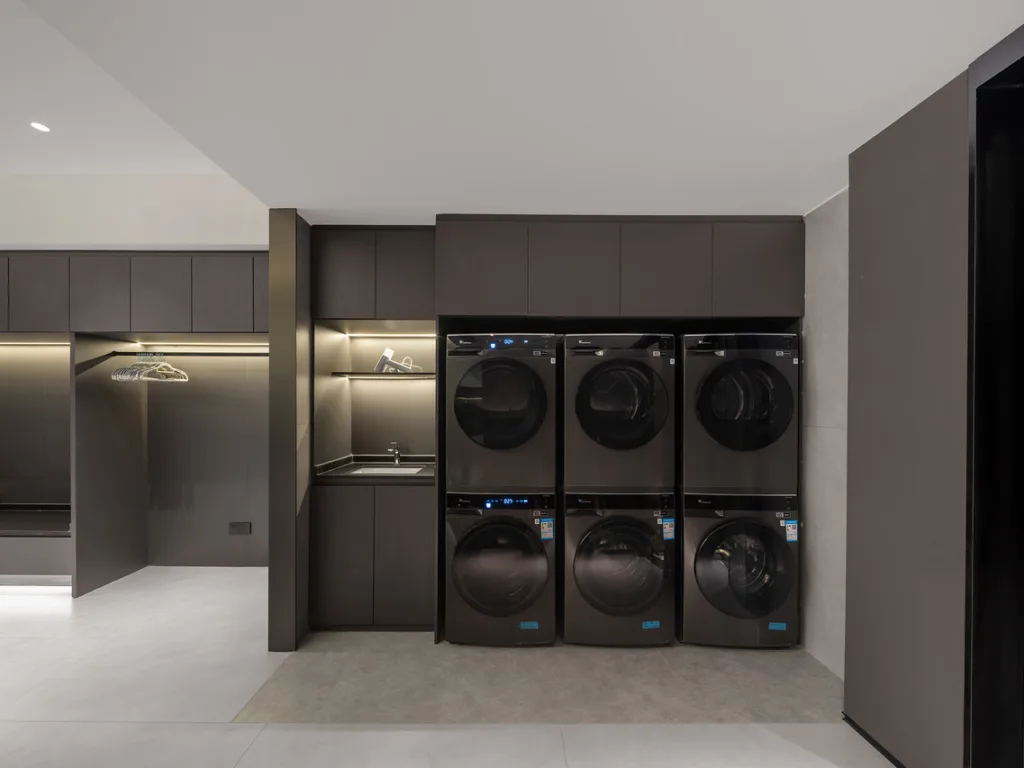 Maple Leaf  Smart  Hotel