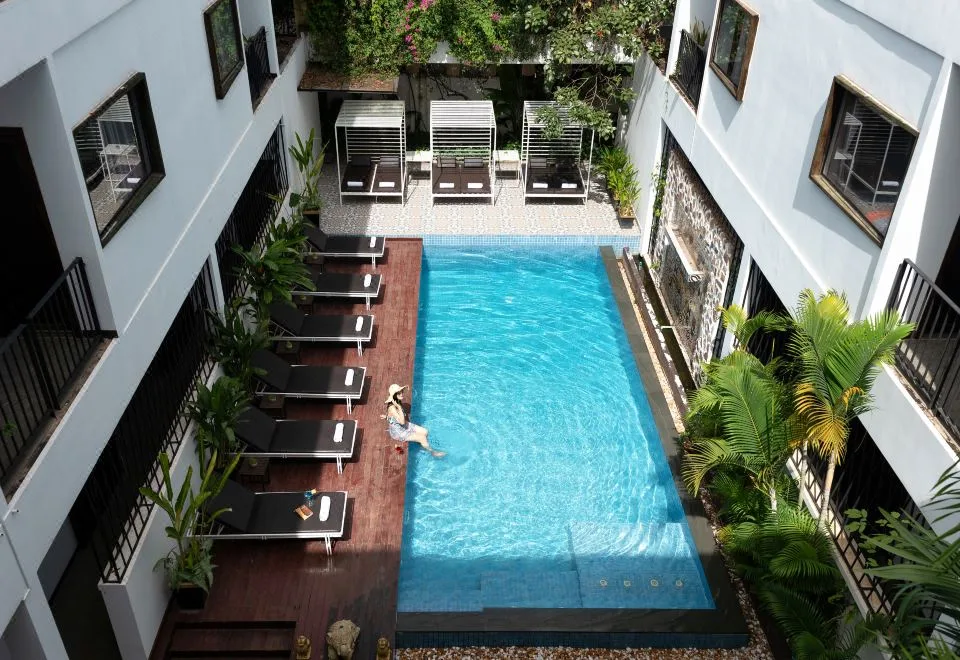The Calm Oasis