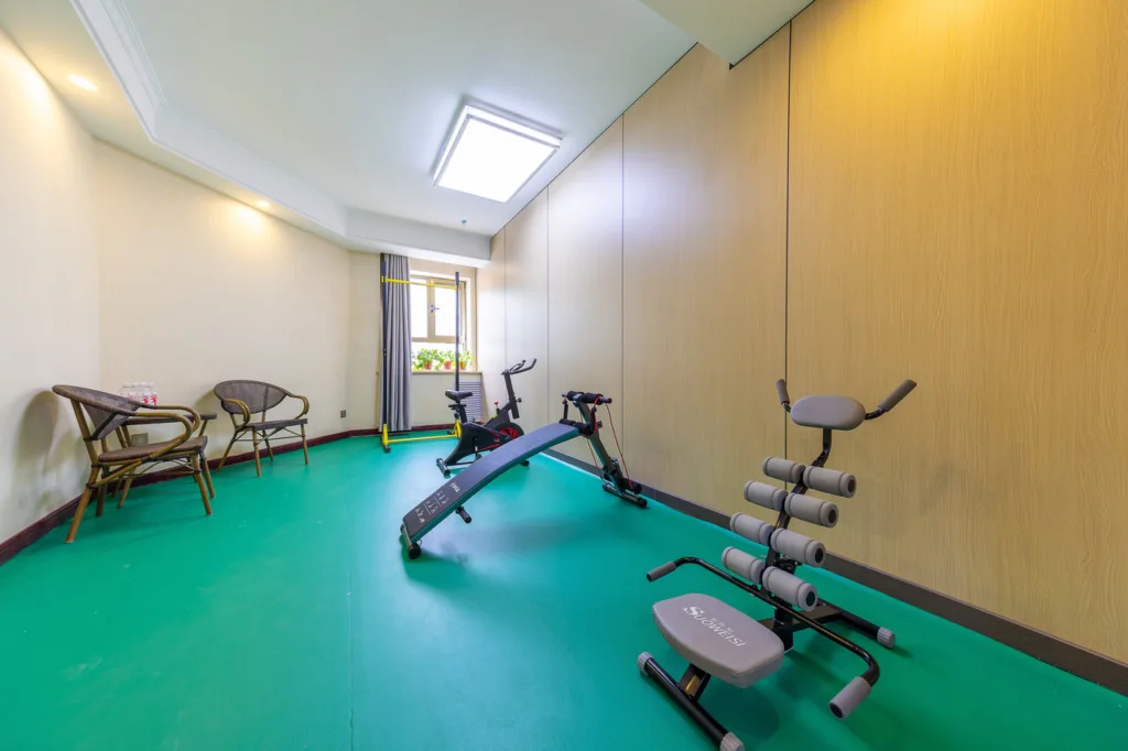 Xinfeng·Silk Road Leisure Time Holiday Hotel