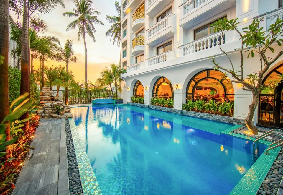 Grand Sunrise Palace Hoian