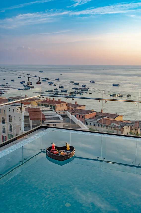 Solaro Hotel & Spa — Sunset Town Phu Quoc