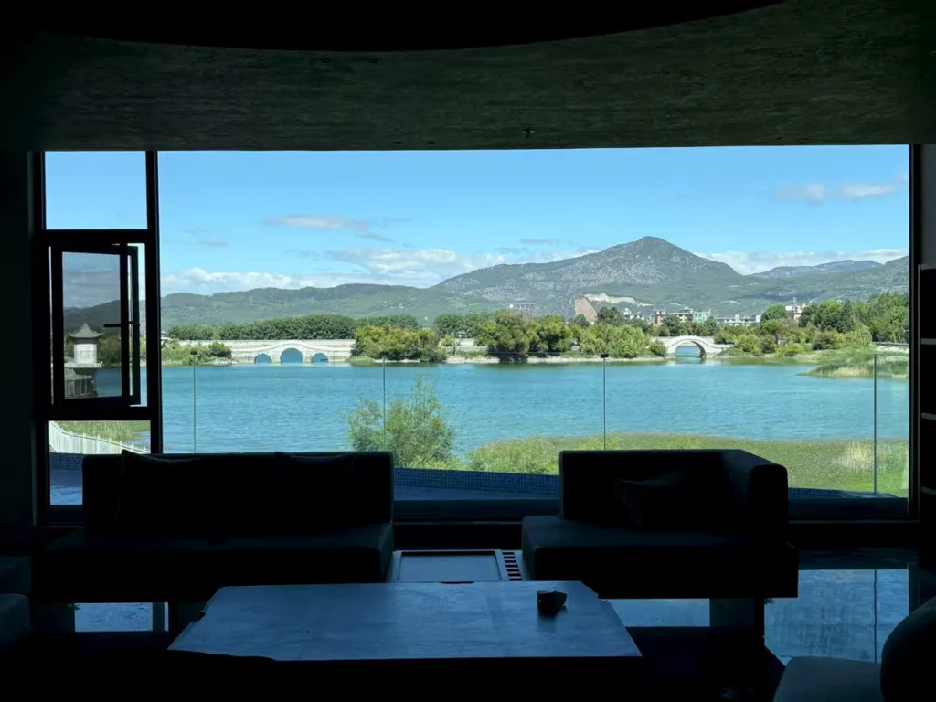 Floral Hotel·Lanxi Resort Hotel