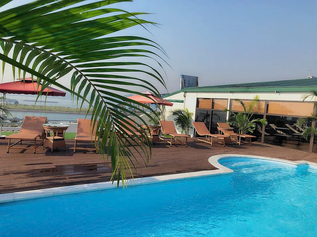 Ha Long Harbour Hotel