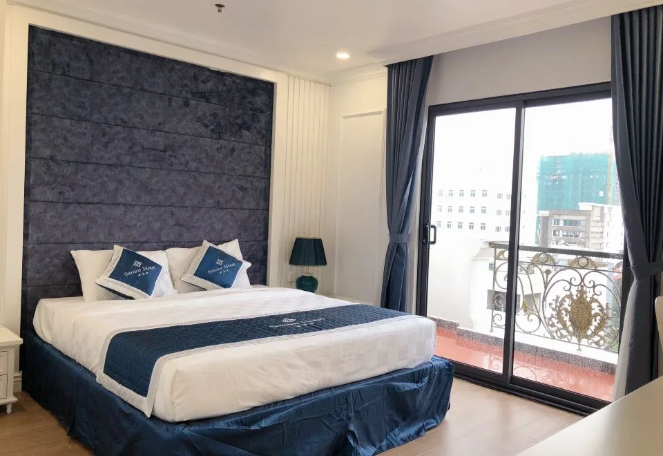 Senior Hotel 2