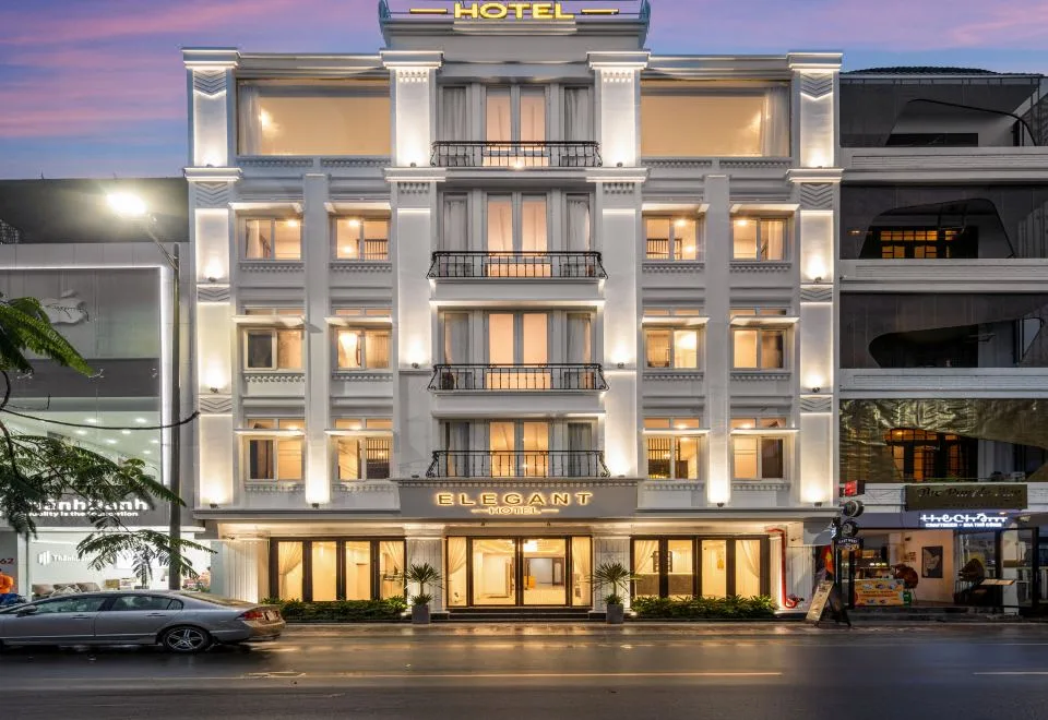 Elegant Hotel