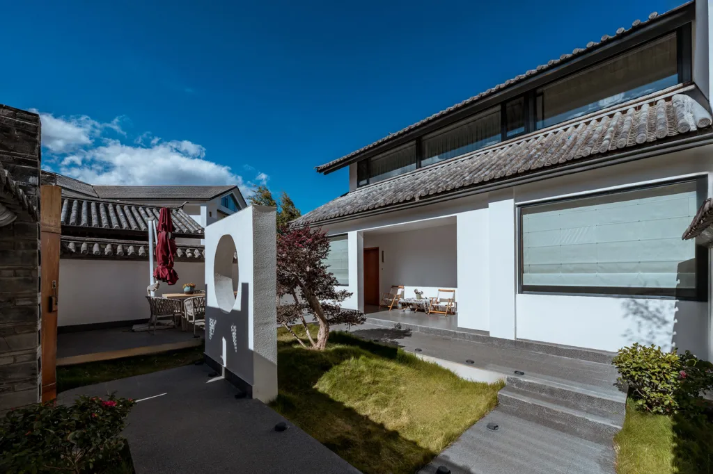 Dali Luchun Garden Hotel