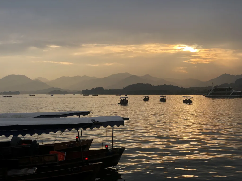 EBO Hotel (Hangzhou West Lake)