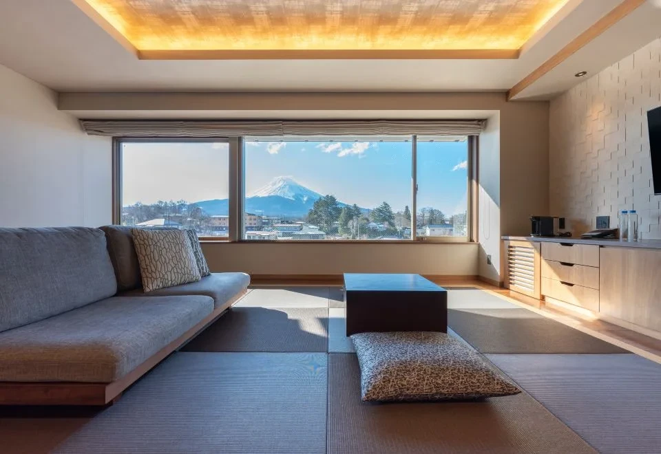 Mt. Fuji View Onsen Ooike Hotel