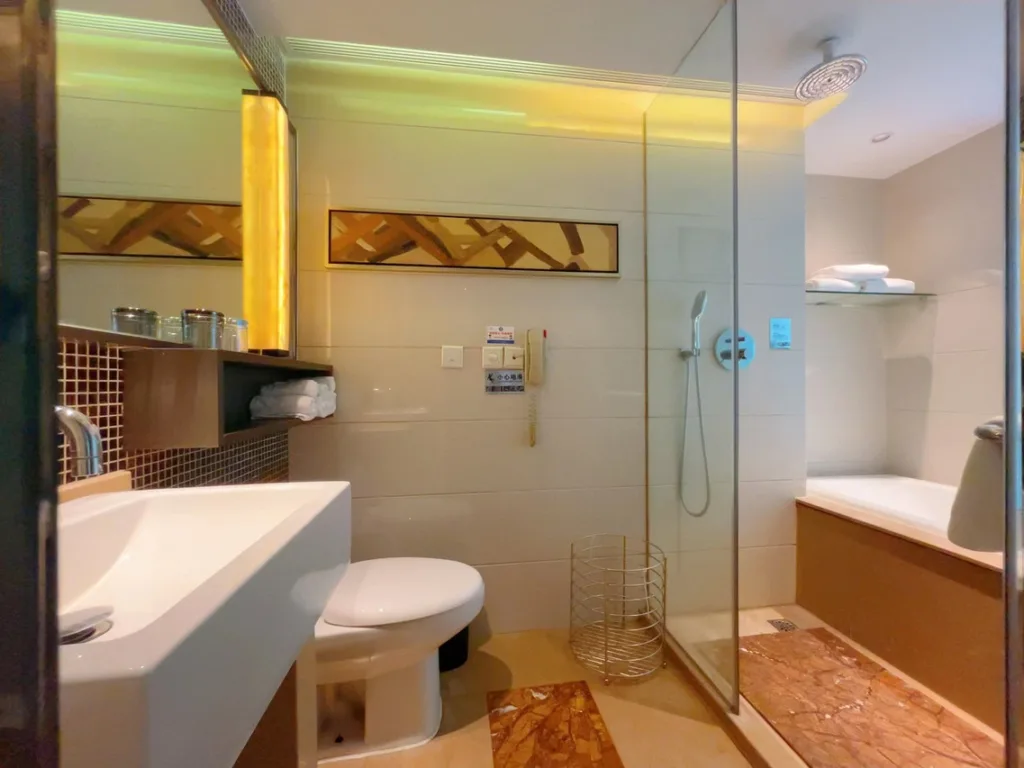 Yiwu International Mansion Hotel