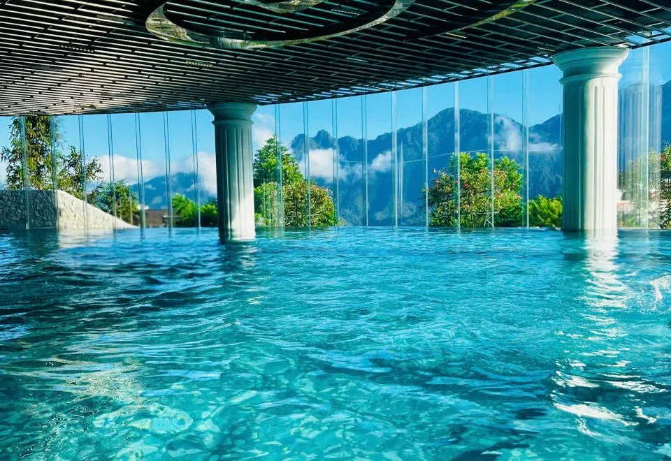 Silk Path Grand Sapa Resort & Spa
