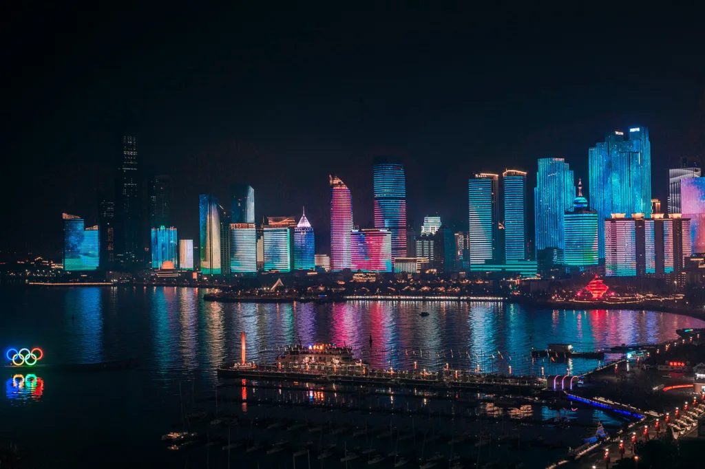 Crowne Plaza QINGDAO by IHG