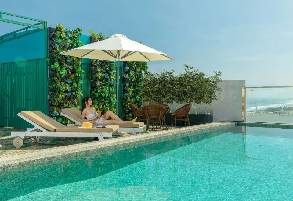 Palazzo Da Nang Beach Hotel