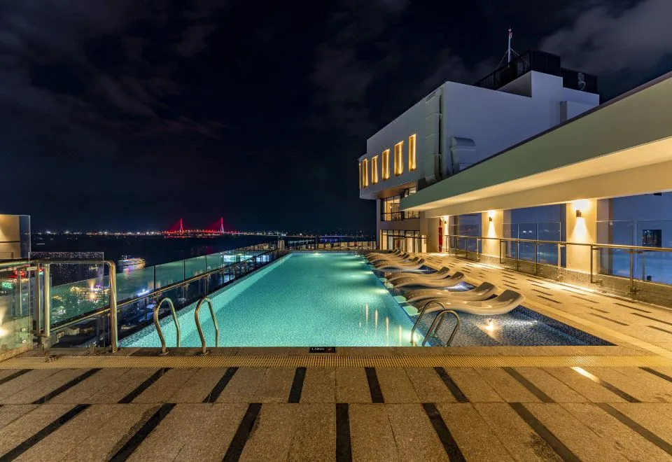 Charmant Suites a Boutique Hotel Can Tho