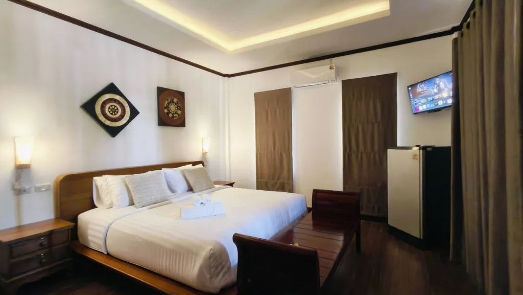 Ladda Garden Home
