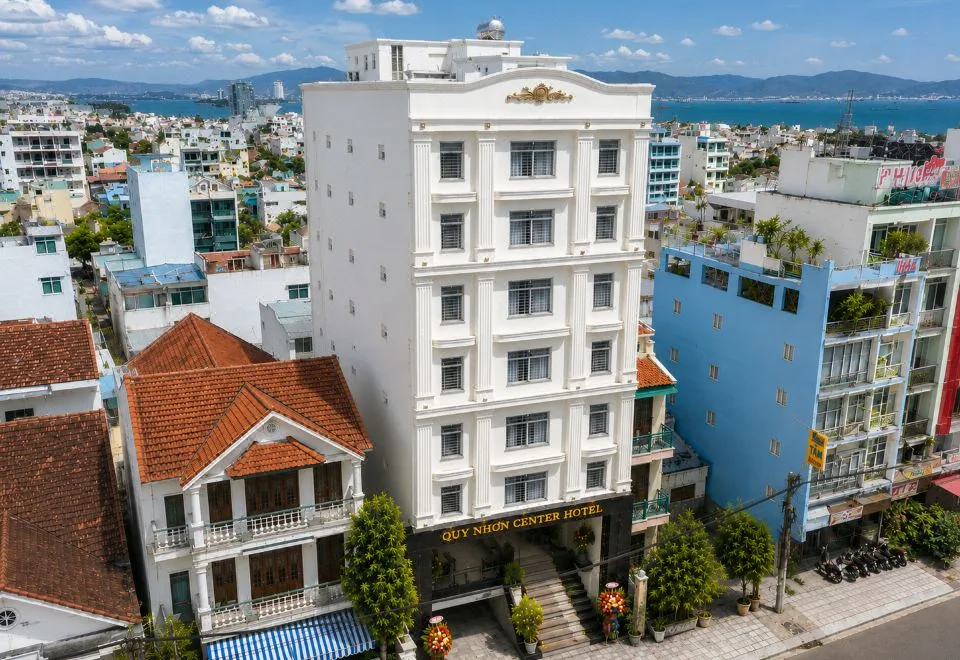 Quy Nhon Center Hotel — 08 Tran Doc