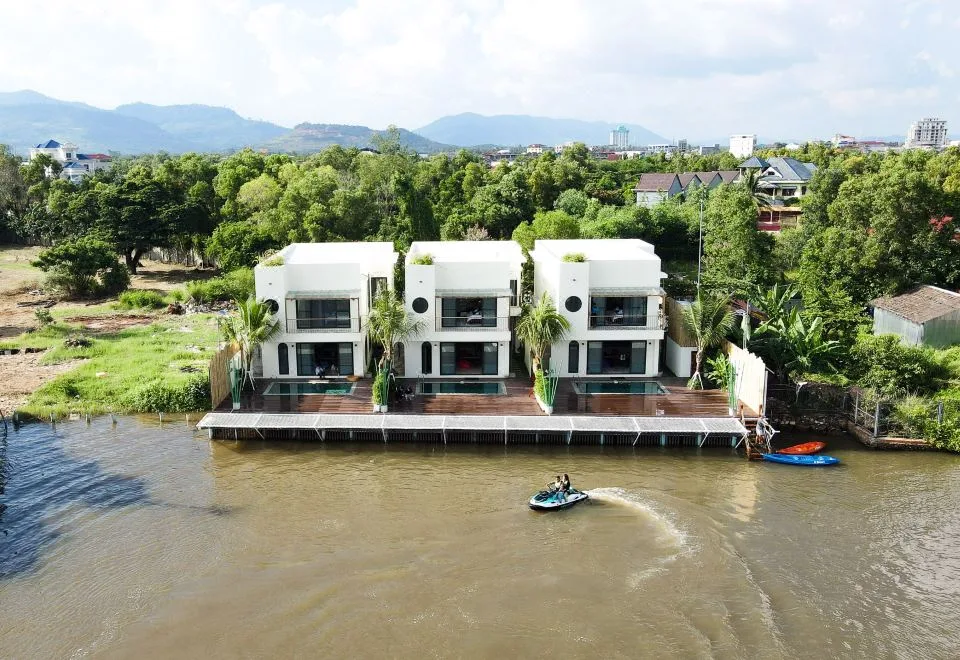 The B Relax House
