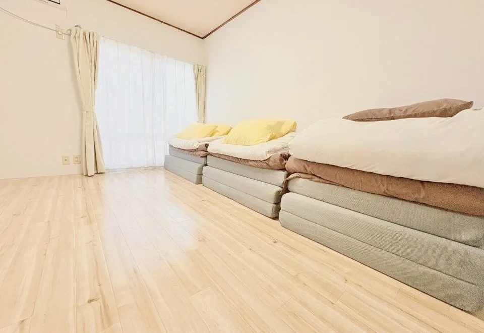 FUDOHAIM 5min from Narita Station 10min drive from airport Washing machine in each room Gas dryer