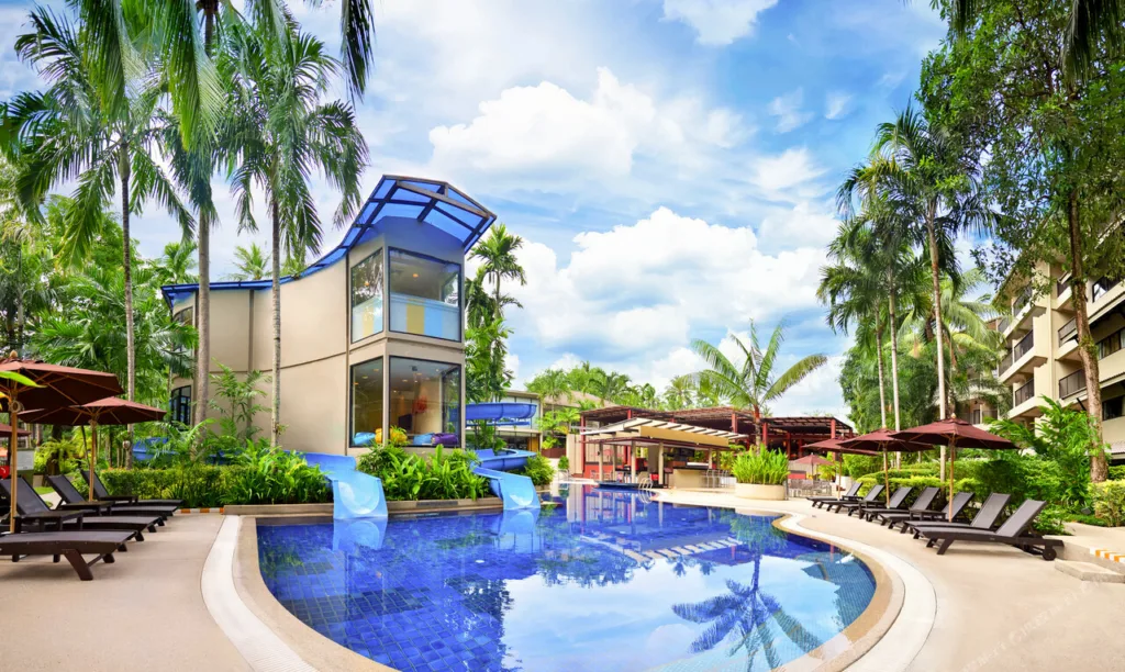 Holiday Inn Resort PHUKET SURIN BEACH by IHG