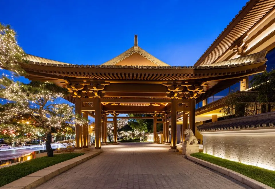 HUALUXE Hotels and Resorts XI’AN TANGHUA