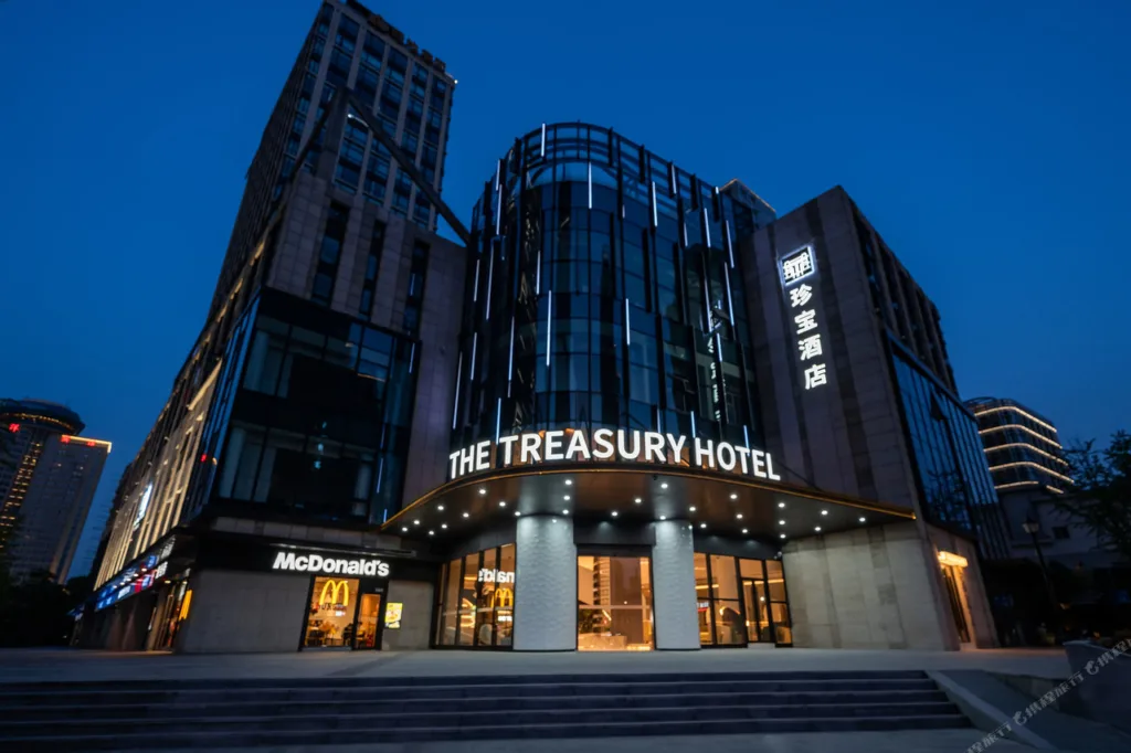 Shanghai Bund Riverside Treasury Hotel