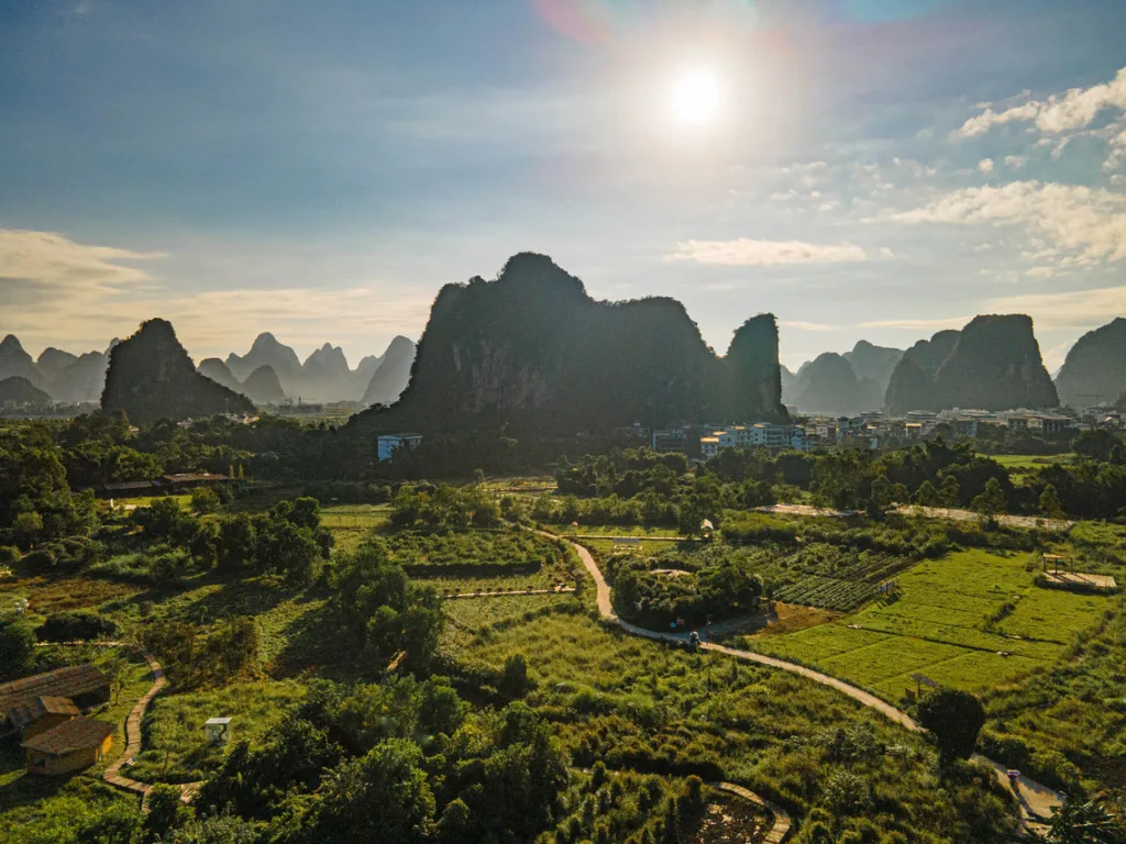 Leisure Inn Yangshuo: персональный дворецкий и бесплатная фотосессия в костюмах