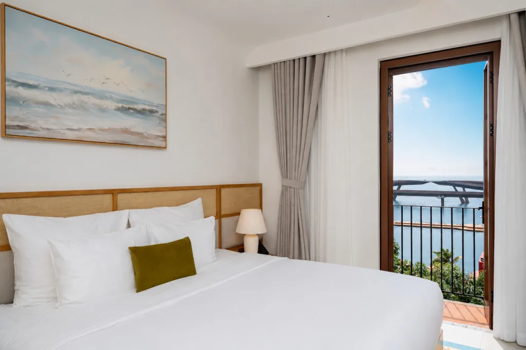 Noska Hotel Sunset Town Sea View and Fireworks